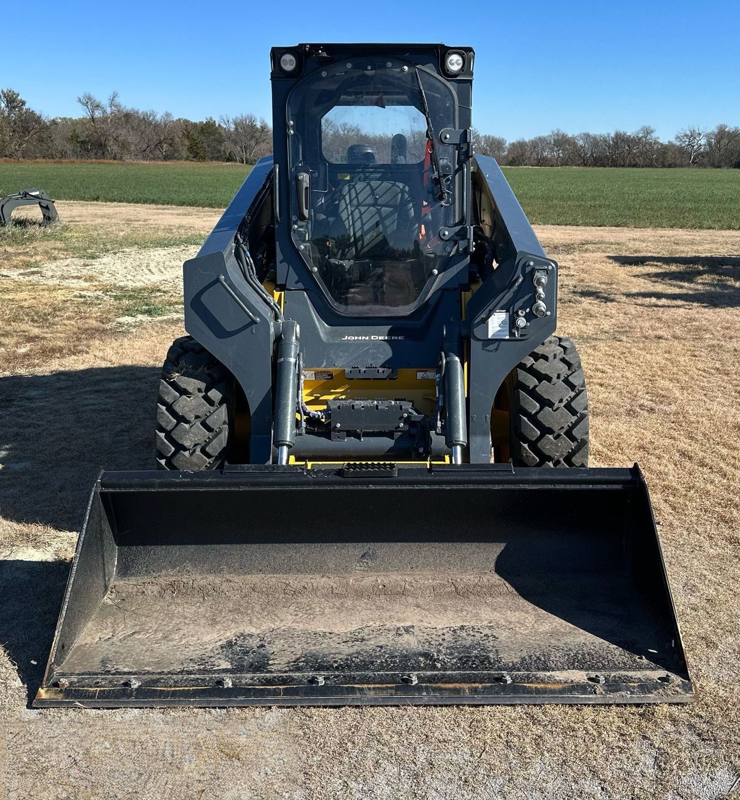 2021 John Deere 330G Skid Steer Loader