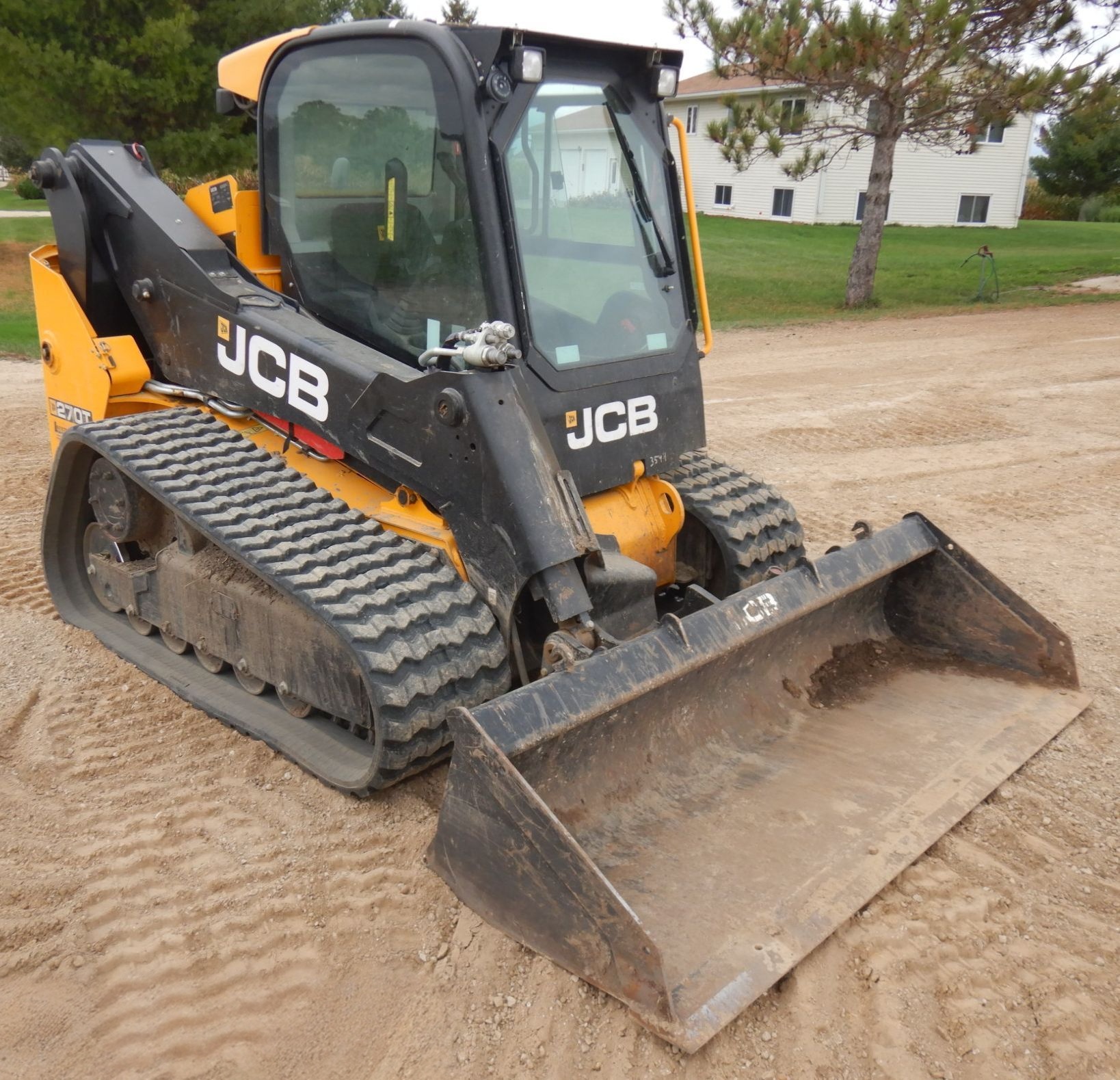 2019 JCB 270T Tracked Skid Steer Loader