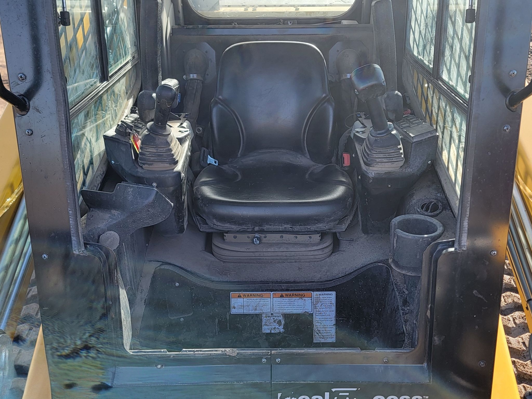 2021 Gehl VT320 Tracked Skid Steer Loader