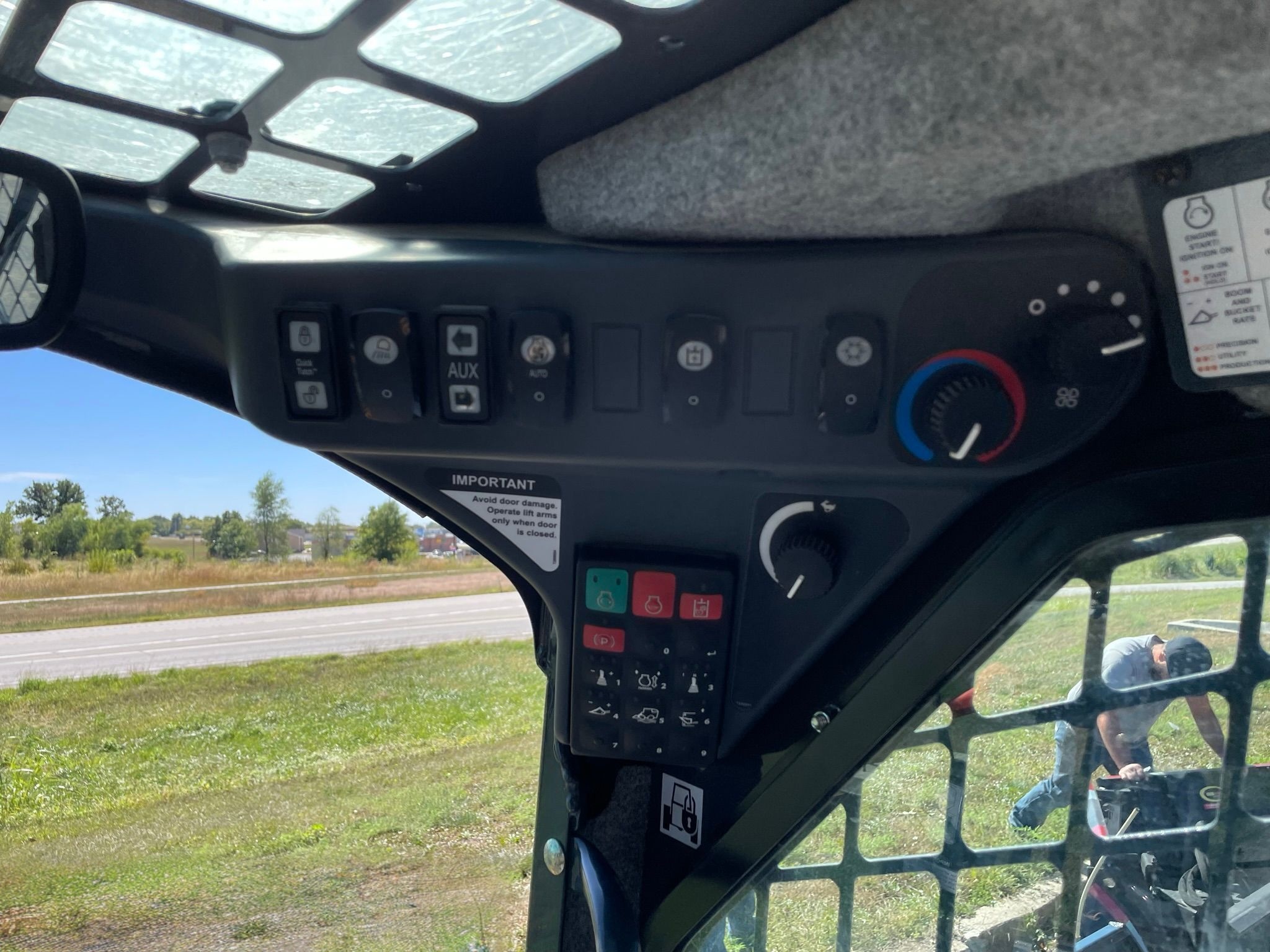 2021 John Deere 325G Tracked Skid Steer Loader