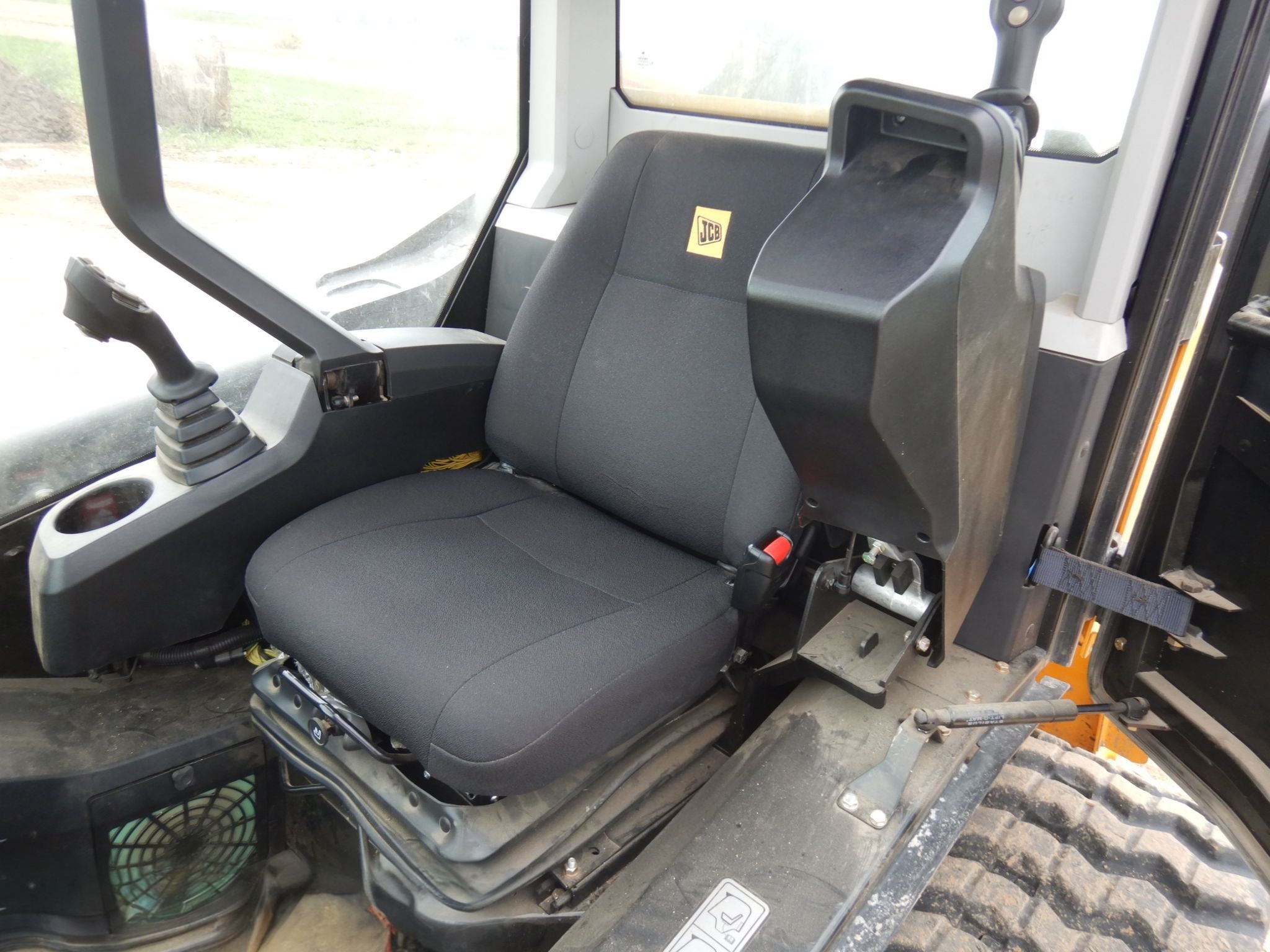 2019 JCB 270T Tracked Skid Steer Loader