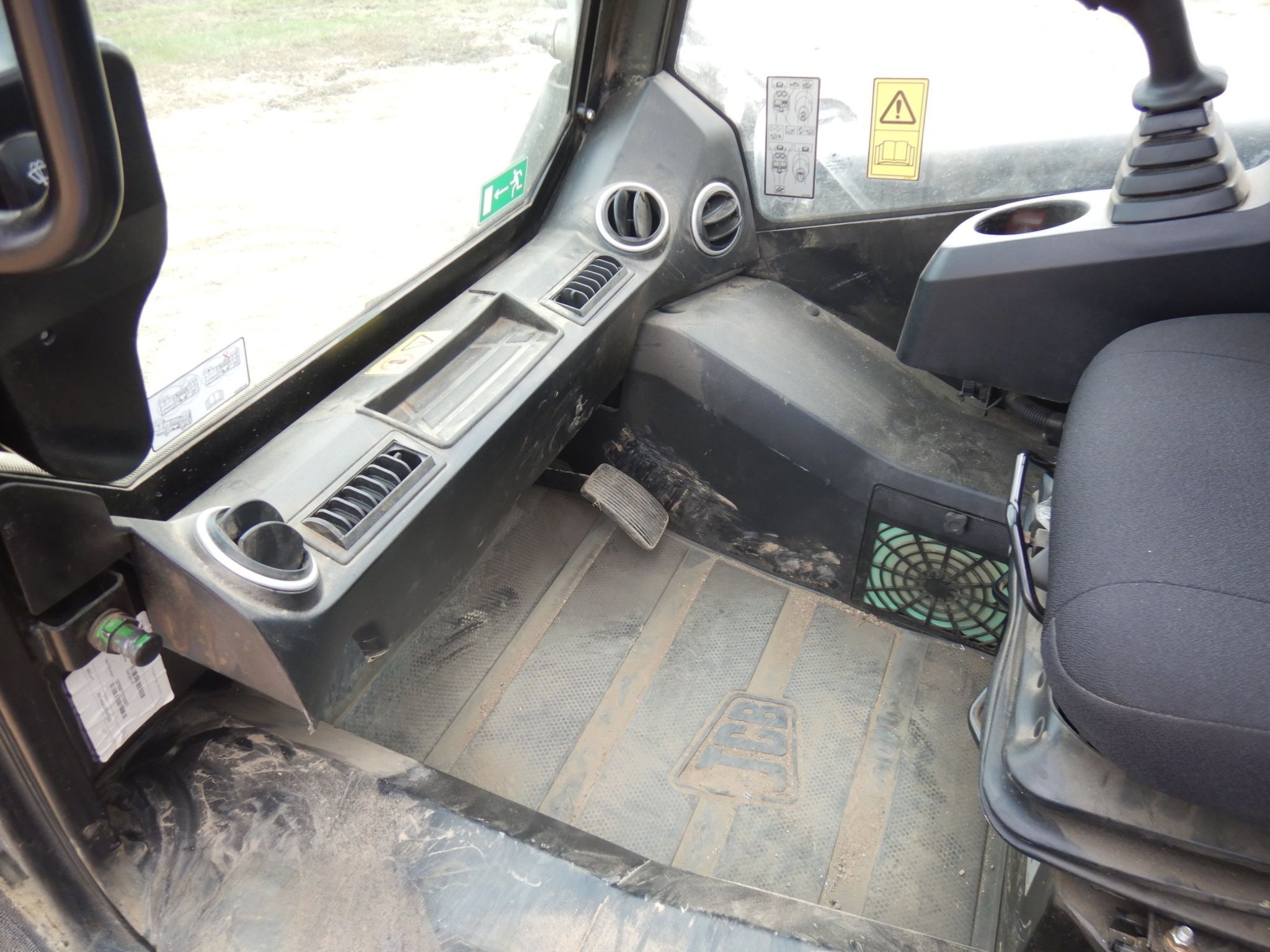 2019 JCB 270T Tracked Skid Steer Loader