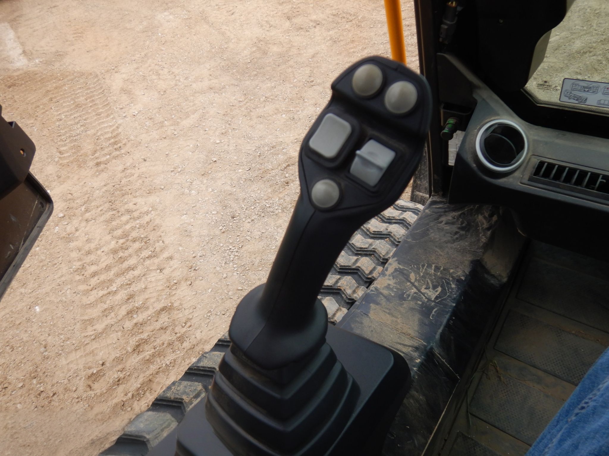 2019 JCB 270T Tracked Skid Steer Loader
