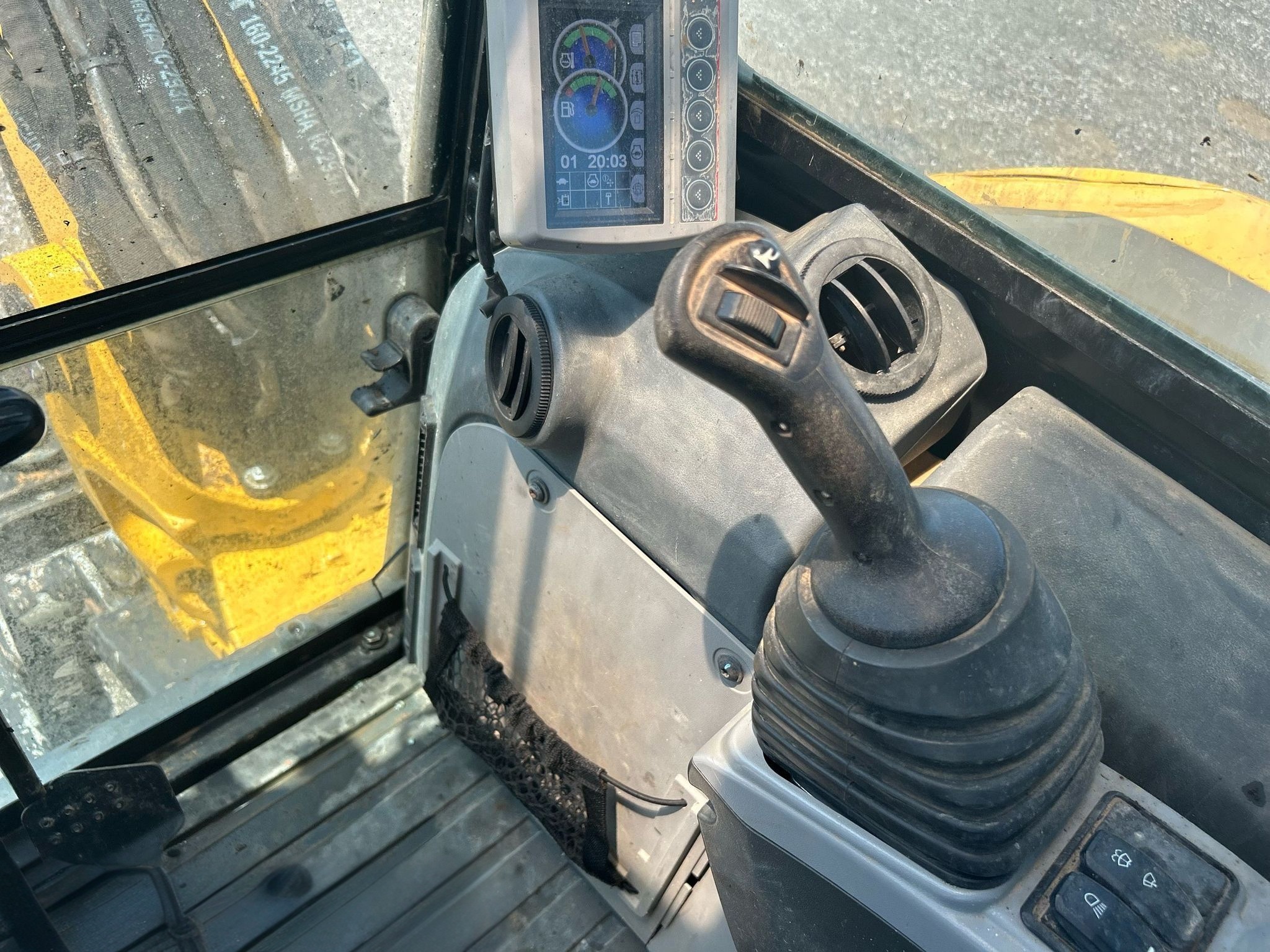 2020 Caterpillar 305E2 CR Mini Excavator