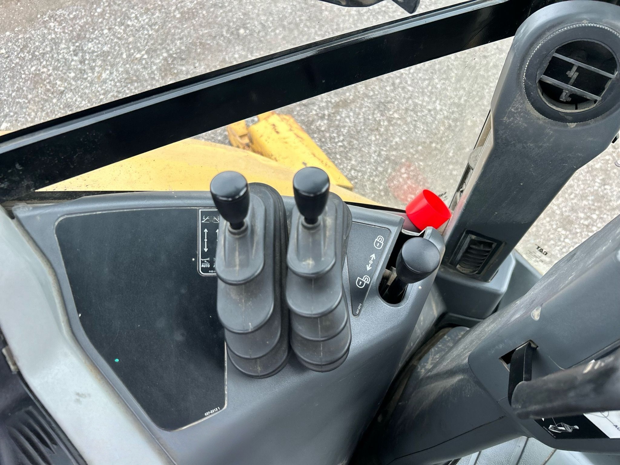 2017 Caterpillar 420F2 Backhoe
