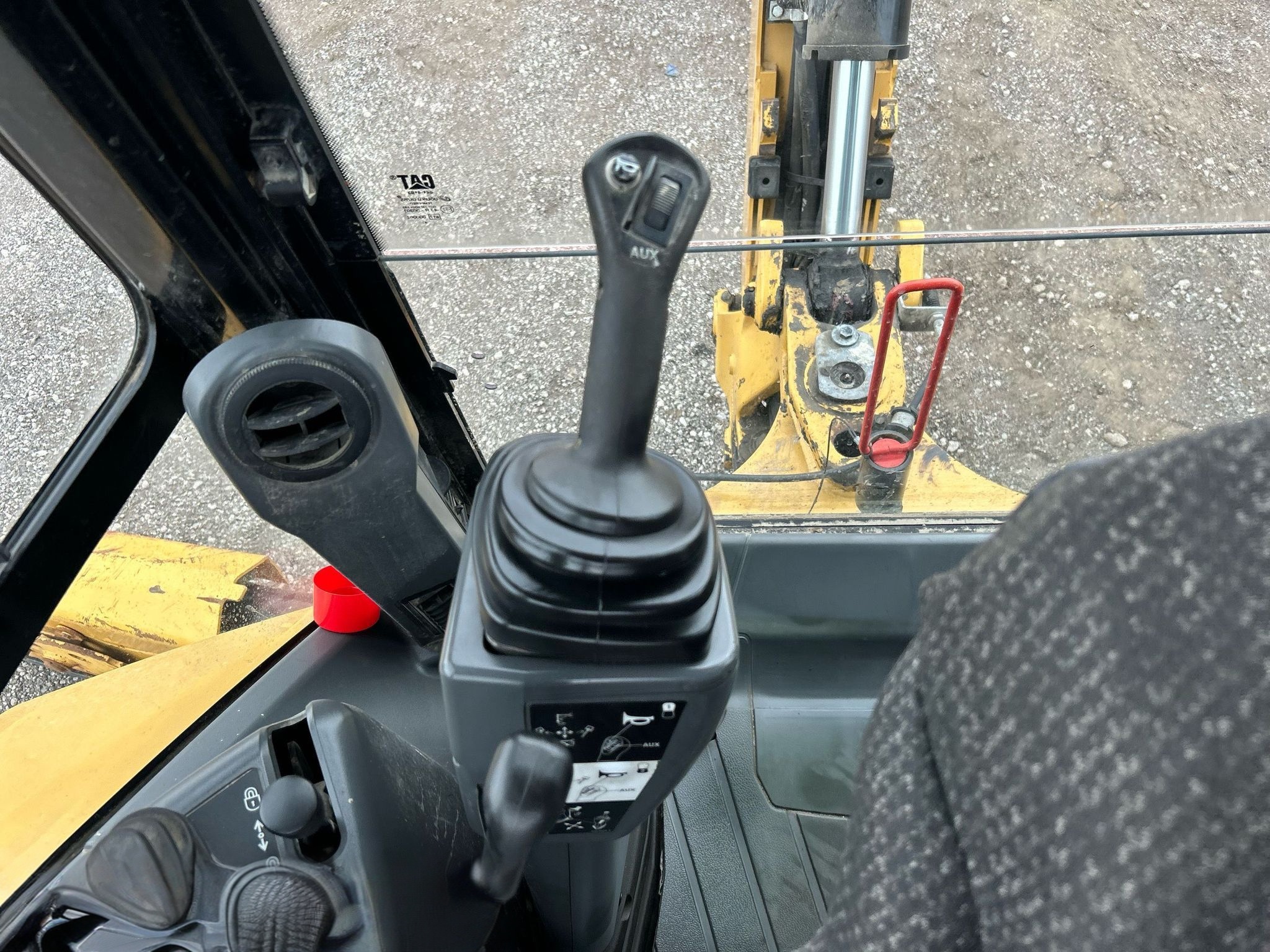 2017 Caterpillar 420F2 Backhoe