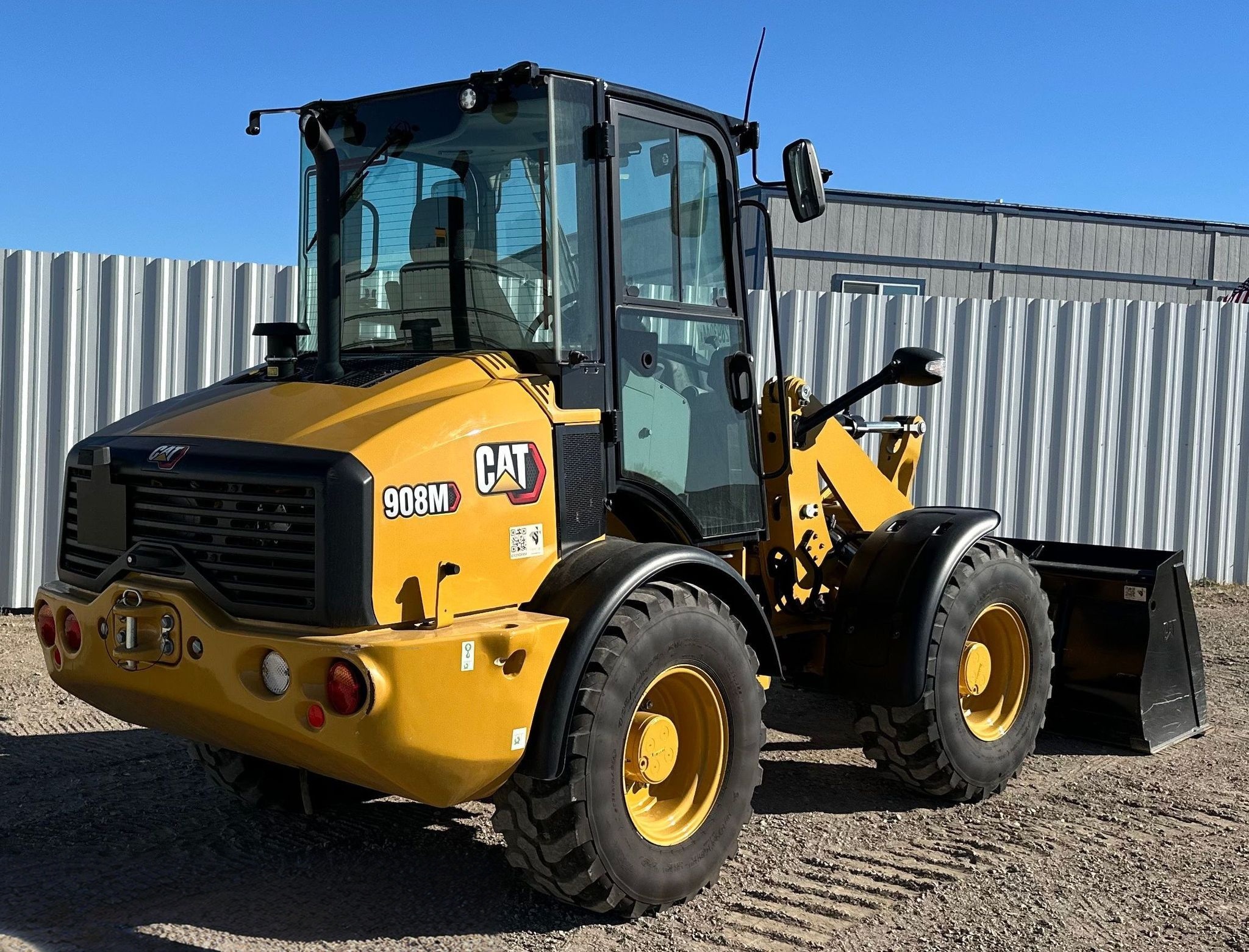 2022 Caterpillar 908M Wheel Loader