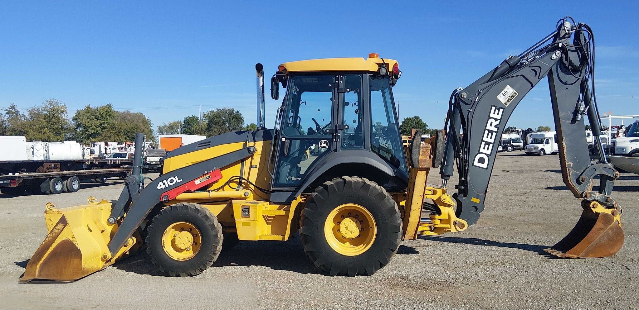 2017 John Deere 410L Backhoe