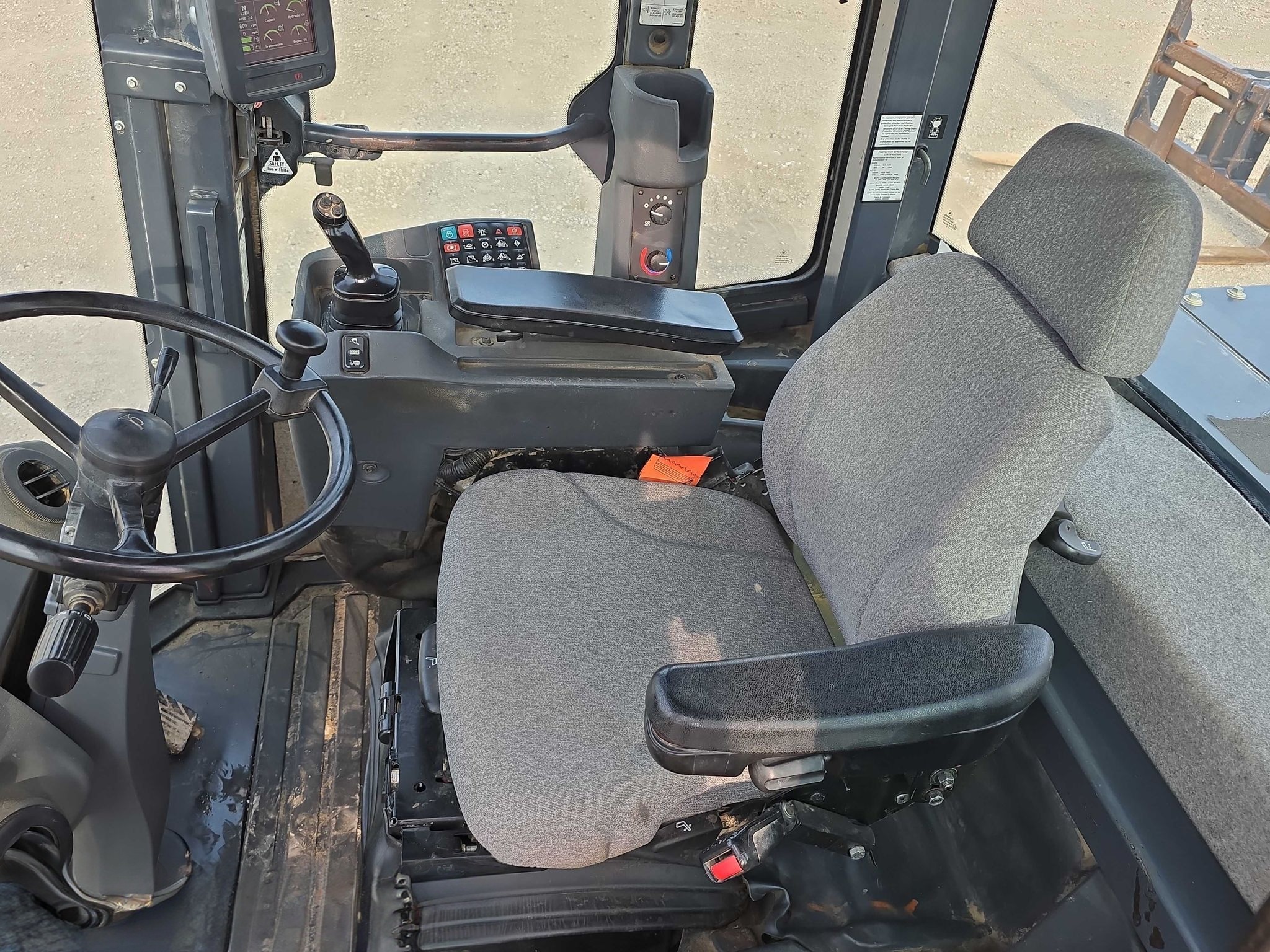 2018 John Deere 644K wheel loader