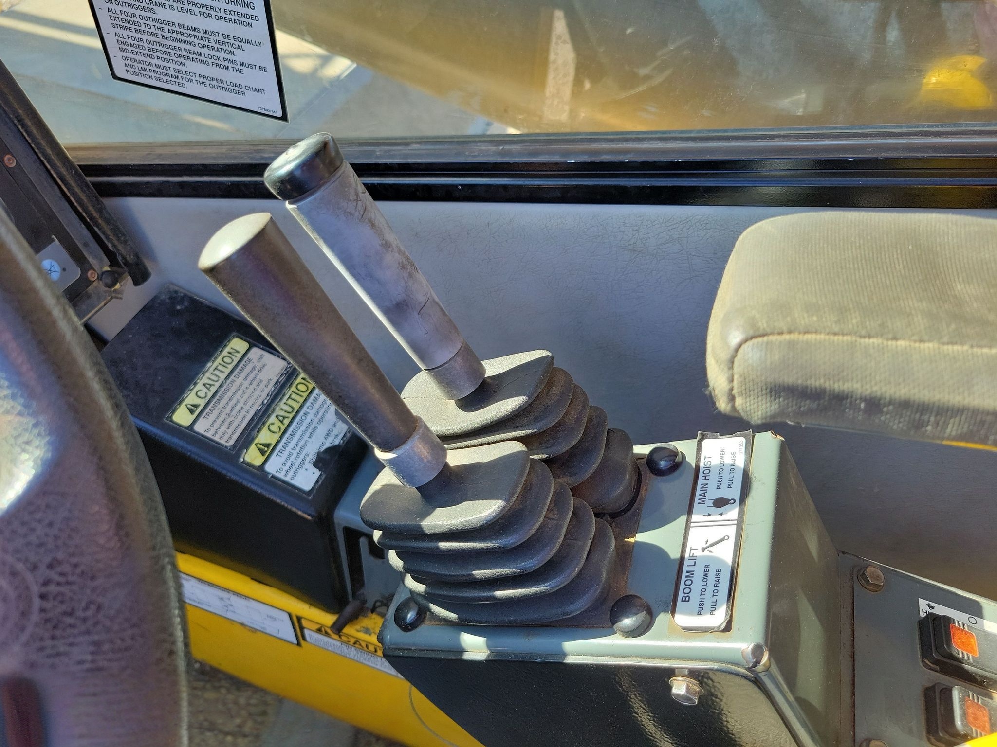 2006 Grove RT700E Crane