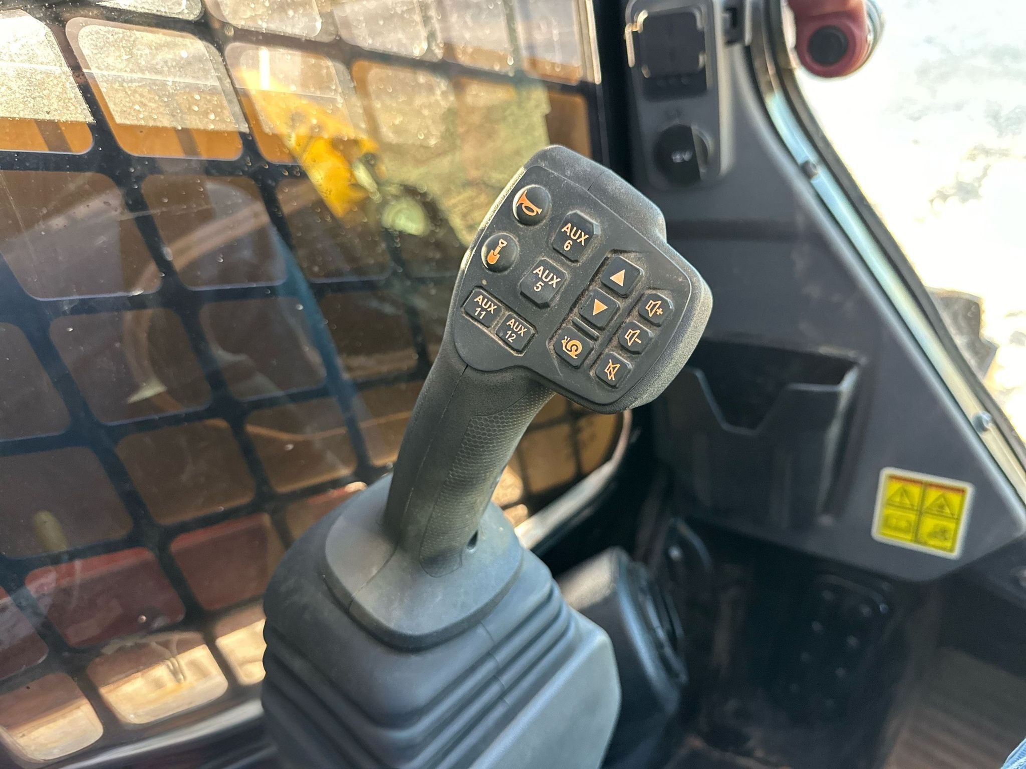 2024 Caterpillar 265 Tracked Skid Steer Loader